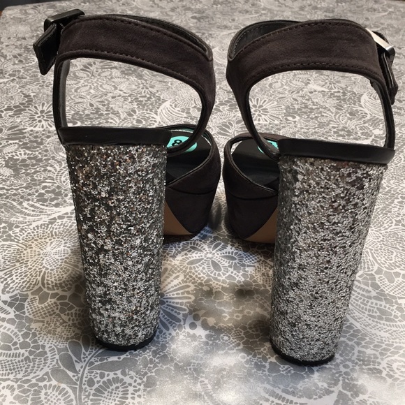 Gray silver platform shoe NEW - Picture 6 of 8